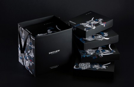 Тунец делает себе харакири!