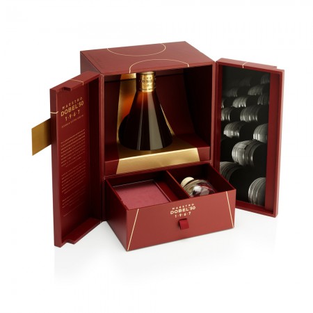 дизайн упаковки текилы Maestro Dobel “1967”