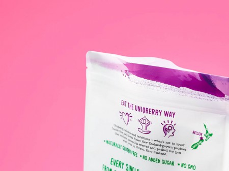 дизайн упаковки замороженных фруктов и ягод Uniqberry
