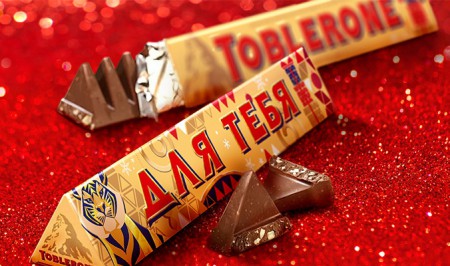 "Своё мнение" разработали новогодний дизайн для сладких брендов Mondelez