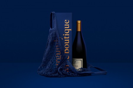 Tomatdesign разработал айдентику для винной компании Burgundy