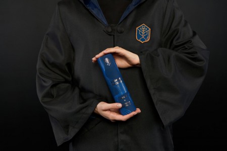 В студии Артемия Лебедева разработали упаковку для кальянных сигар "Второе высшее"