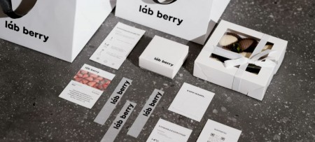 "Томат" разработали новую айдентику цветочных магазинов Labberry