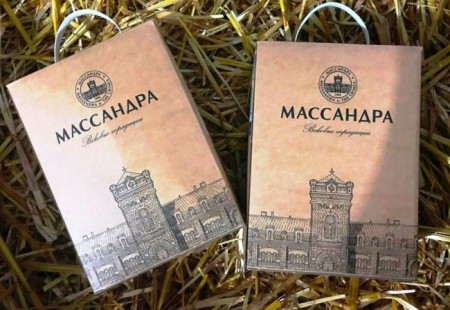"Массандра" начала выпускать вино в упаковках bag in box