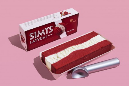 Food Union выпустил мороженое в цветах латвийского флага