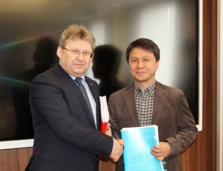    . ..       Mitsubishi